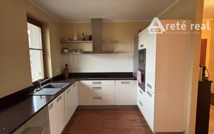 ARETÉ REAL- PREDAJ TEHLOVÉHO 3,5 IZB.BYTU V PEZINKU, NA SKOK CENTRUM, SLNEČNÝ S VEĽKORYSOU VÝMEROU,BALKÓN