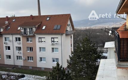 ARETÉ REAL- PREDAJ TEHLOVÉHO 3,5 IZB.BYTU V PEZINKU, NA SKOK CENTRUM, SLNEČNÝ S VEĽKORYSOU VÝMEROU,BALKÓN