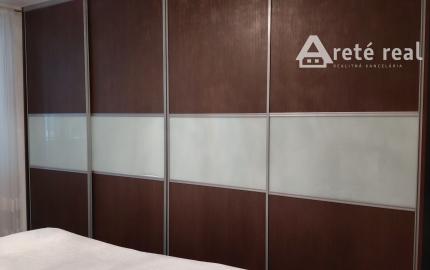 ARETÉ REAL- Predaj krásneho tehlového 2-izb bytu s veľkou výmerou, 2 loggie, murovaná pivnica, sídlisko Muškát v Pezinku