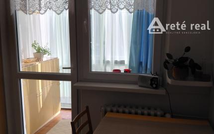 Areté real-prenájom slnečného 1izb. bytu s loggiou, pivnicou v Pezinku na sídlisku Sever