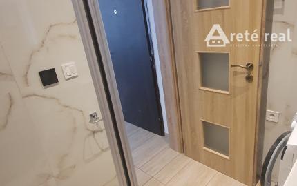 Areté real- Prenájom 2i bytu s predzáhradkou a parkovaním