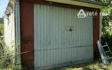 ARETÉ REAL – PRIPRAVUJEME PREDAJ 6270m2 POZEMKU S JAZIERKOM V MODRE, ČASŤ ŠARKAPERKY