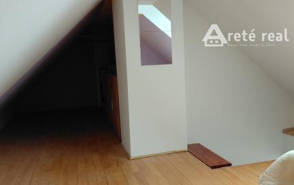 ARETÉ REAL- PREDAJ TEHLOVÉHO 2IZB.BYTU V PEZINKU, CENTRUM,  S BALKÓNOM A MUROVANOU PIVNICOU