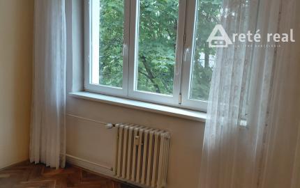 ARETÉ REAL- PREDAJ -TEHLOVÝ 4 IZB.BYT S TERASOU  PRIESTOR KDE SA RODIA KRÁSNÉ CHVÍLE S RODINOU, KÚSOK OD CENTRA MESTA PEZINOK