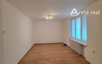 ARETÉ REAL-PREDAJ 2 IZBOVÉHO BYTU V PEZINKU, SLNEČNÝ, PRIESTRANNÝ, REKONŠTRUKCIA-CENTRUM