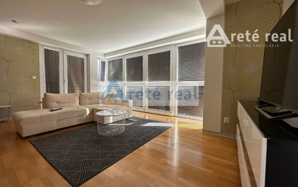 ARETÉ REAL - PRENÁJOM ZARIADENÉHO 3-IZBOVÉHO BYTU S PRIESTRANNOU LODŽIOU, PARKOVACÍM STÁTÍM,  ENERGIAMI, KTV, INTERNETOM, KLIMATIZÁCIOU, PEZINOK, ŠANCOVÁ
