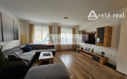 Areté real - Rezervované! Predaj veľmi pekného, zrekonštruovaného rodinného domu  vo výbornej lokalite v Pezinku, ul. Kupeckého