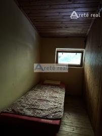 ARETÉ REAL – PREDAJ DVOCH REKREAČNÝCH CHÁT V RADOVEJ ZÁSTAVBE, LIMBACH, MEDVEDIE ÚDOLIE