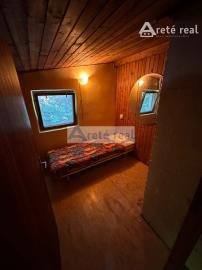 ARETÉ REAL – PREDAJ DVOCH REKREAČNÝCH CHÁT V RADOVEJ ZÁSTAVBE, LIMBACH, MEDVEDIE ÚDOLIE