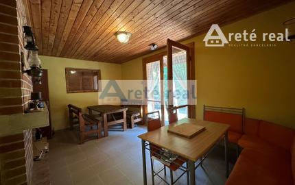 ARETÉ REAL – PREDAJ DVOCH REKREAČNÝCH CHÁT V RADOVEJ ZÁSTAVBE, LIMBACH, MEDVEDIE ÚDOLIE