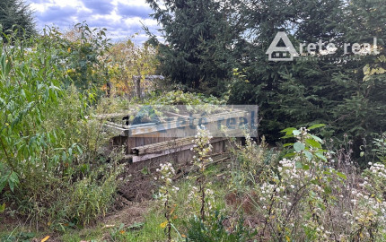 REZERVOVANÉ - ARETÉ REAL - PREDAJ 5-IZBOVÉHO RODINNÉHO DOMU S GARÁŽOU A S VEĽKORYSÝM 1047 m2 POZEMKOM