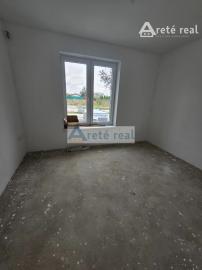 Areté real - Predaj výborne dispozične riešeného 4-izbového  rodinného domu  v dobrej a tichej lokalite v Šenkviciach