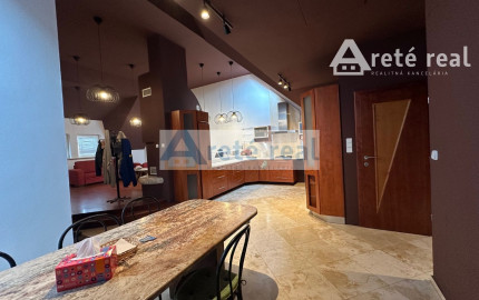 ARETÉ REAL - PREDAJ NÁDHERNÉHO 4-IZBOVÉHO BYTU V CENTRE MESTA, PEZINOK, JESENSKÉHO