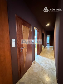 ARETÉ REAL - PREDAJ NÁDHERNÉHO 4-IZBOVÉHO BYTU V CENTRE MESTA, PEZINOK, JESENSKÉHO