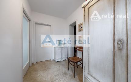 ARETÉ REAL - PREDAJ 2 RODINNÝCH DOMOV ZA CENU JEDNÉHO, SLOVENSKÝ GROB