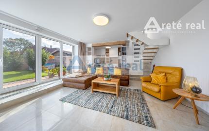 ARETÉ REAL - PREDAJ 2 RODINNÝCH DOMOV ZA CENU JEDNÉHO, SLOVENSKÝ GROB