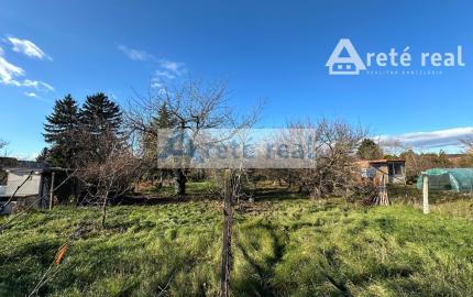 ARETÉ REAL - PREDAJ 3 STAVEBNÝCH POZEMKOV, KRÁĽOVÁ PRI SENCI, MALÝ KRMEŠ