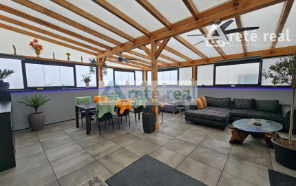 Areté real - Predaj nádherného, nadštandardného, výborne dispozične riešeného 3-izbového bytu s veľkorysou zimnou záhradou a terasou v dobrej lokalite v Slovenskom Grobe, Malý Raj