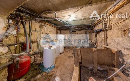 ARETÉ REAL – PREDAJ BUDOVY NA ŠPORTOVÉ A REKREAČNÉ ÚČELY S TROMA CHATKAMI, MODRA, HARMÓNIA