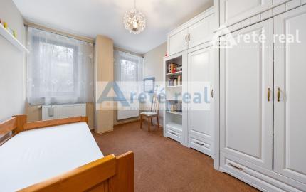 ARETÉ REAL – PREDAJ BUDOVY NA ŠPORTOVÉ A REKREAČNÉ ÚČELY S TROMA CHATKAMI, MODRA, HARMÓNIA