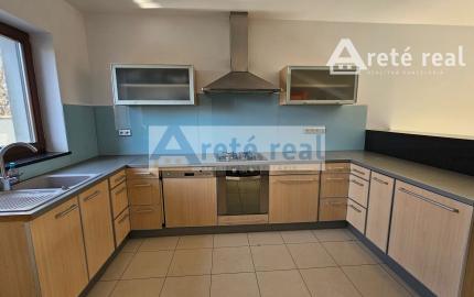 Areté real - Predaj samostatne stojaceho rodinného domu v pokojnej tichej lokalite v obci Nová Dedinka