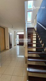 Areté real - Predaj samostatne stojaceho rodinného domu v pokojnej tichej lokalite v obci Nová Dedinka