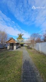 Areté real - Predaj samostatne stojaceho rodinného domu v pokojnej tichej lokalite v obci Nová Dedinka