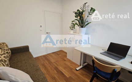 ARETÉ REAL- PRENÁJOM  KRÁSNEHO,KOMPLETNE ZARIADENÉHO 4 IZB.DOMU  V NOVOSTAVBE, 2 PARKOVACIE STÁTIA-VINOSADY