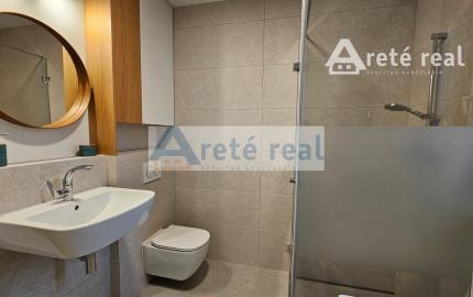 ARETÉ REAL- PRENÁJOM  KRÁSNEHO,KOMPLETNE ZARIADENÉHO 4 IZB.DOMU  V NOVOSTAVBE, 2 PARKOVACIE STÁTIA-VINOSADY