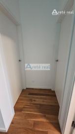 ARETÉ REAL- PRENÁJOM  KRÁSNEHO,KOMPLETNE ZARIADENÉHO 4 IZB.DOMU  V NOVOSTAVBE, 2 PARKOVACIE STÁTIA-VINOSADY