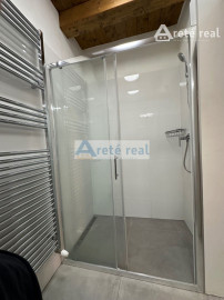 ARETÉ REAL – PREDAJ STAVEBNÉHO POZEMKU S RODINNÝM DOMOM, NEBYTOVÝMI BUDOVAMI A NÁDÁHERNOU ZÁHRADOU V CENTRE MODRY, ŠTÚROVA