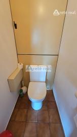 Areté real - Prenájom výborne dispozične riešeného 3,5-izbového bytu s loggiou v dobrej lokalite v Pezinku, ul. Svätoplukova