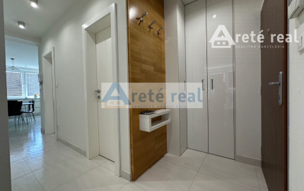 ARETÉ REAL - PRENÁJOM ZARIADENÉHO 3-IZBOVÉHO BYTU S PRIESTRANNOU LODŽIOU, PARKOVACÍM STÁTÍM,  ENERGIAMI, KTV, INTERNETOM, KLIMATIZÁCIOU, PEZINOK, ŠANCOVÁ