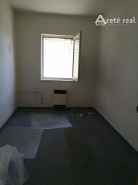 Areté real, Prenájom skladových priestorov v obci Viničné