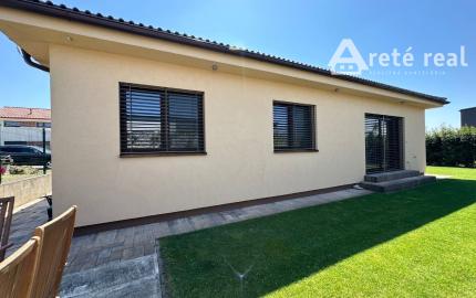 ARETÉ REAL - PREDAJ NOVOSTAVBY 4-IZBOVÉHO RD V NOVEJ LOKALITE, ŠENKVICE, A. BEHUNKA