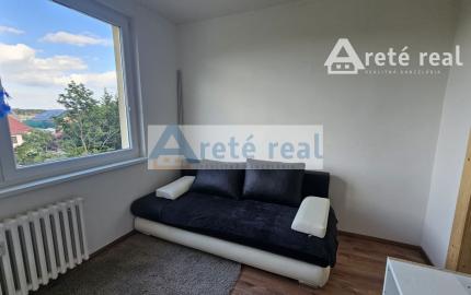 Areté real -Rezervované! Predaj výborne dispozične riešeného 3-izbového bytu s balkónom v dobrej lokalite v Pezinku, ul. Bystrická