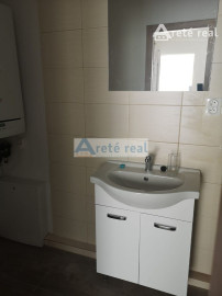 Areté real, Prenájom veľmi pekného 2-izbového bytu s parkovacím miestom v priamom centre mesta Pezinok