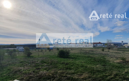 Areté real - Bývajte blízko Senca, ale aj Pezinka.