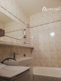 Areté real- Výmena slnečného 2 i.bytu v centre Senca s loggiou, výťah.