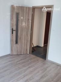 Areté real-Pripravujeme-Predaj slnečného 3izb.bytu po kompletnej rekonštrukcii s loggiou, murovanou pivnicou, miesto plné zelene