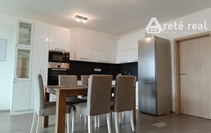 ARETÉ REAL-PRENÁJOM 4 IZ.BYTU V NOVOSTAVBE, VLASTNÉ PARKOVACIE MIESTO,PIVNICA,LOGGIA