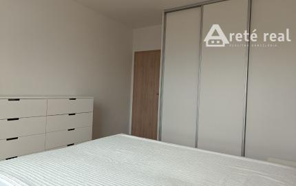 ARETÉ REAL-PRENÁJOM 4 IZ.BYTU V NOVOSTAVBE, VLASTNÉ PARKOVACIE MIESTO,PIVNICA,LOGGIA