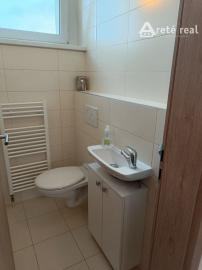 ARETÉ REAL-PRENÁJOM 4 IZ.BYTU V NOVOSTAVBE, VLASTNÉ PARKOVACIE MIESTO,PIVNICA,LOGGIA