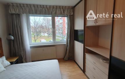 Areté real- prenájom útulnej garsónky v Modre. Voľná od 12.8