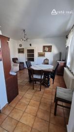 Areté real -  Prenájom veľmi pekného, priestranného 3- izbového bytu s parkovacím miestom v blízkosti centra Pezinka