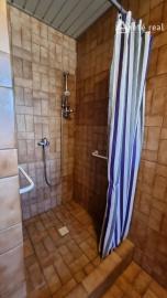 Areté real -  Prenájom veľmi pekného, priestranného 3- izbového bytu s parkovacím miestom v blízkosti centra Pezinka