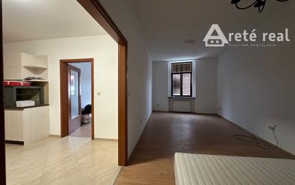 ARETÉ REAL – PRENÁJOM PRIESTRANNEJ 105 m2 NOVOSTAVBY 3-IZBOVÉHO BYTU S PARKOVACÍM STÁTÍM, MODRA, ŠTÚROVA