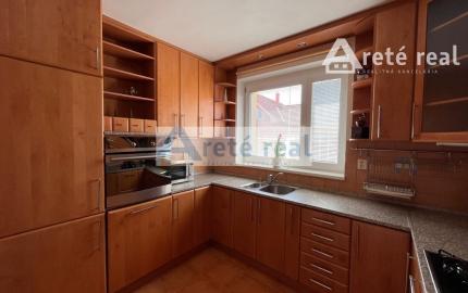 ARETÉ REAL - Predaj 4-izbového rodinného domu vo výbornom stave