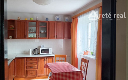 ARETÉ REAL - REZERVOVANÉ! PREDAJ ZAUJÍMAVÉHO 2-IZ.BYTU V CENTRE MESTA PEZINKA, TEHLOVÝ,PIVNICA