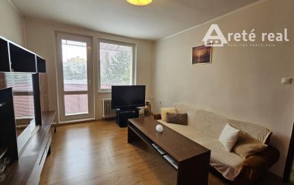 REZERVOVANÉ-PREDAJ SLNEČNÉHO 2 IZB.BYTU S BALKÓNOM, MUROVANOU PIVNICOU,MIESTO PLNÉ ZELENE V PEZINKU,SÍDLISKO JUH